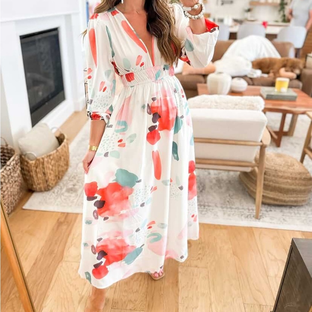 NWOT never worn Women's Long Sleeve Boho Floral Maxi Dress Smocked flowly Dress
